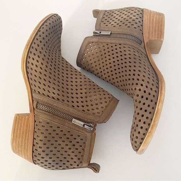 Lucky Brand Basel Suede Double Zip Perforated Ankle Boots - 7.5 - Picture 10 of 13